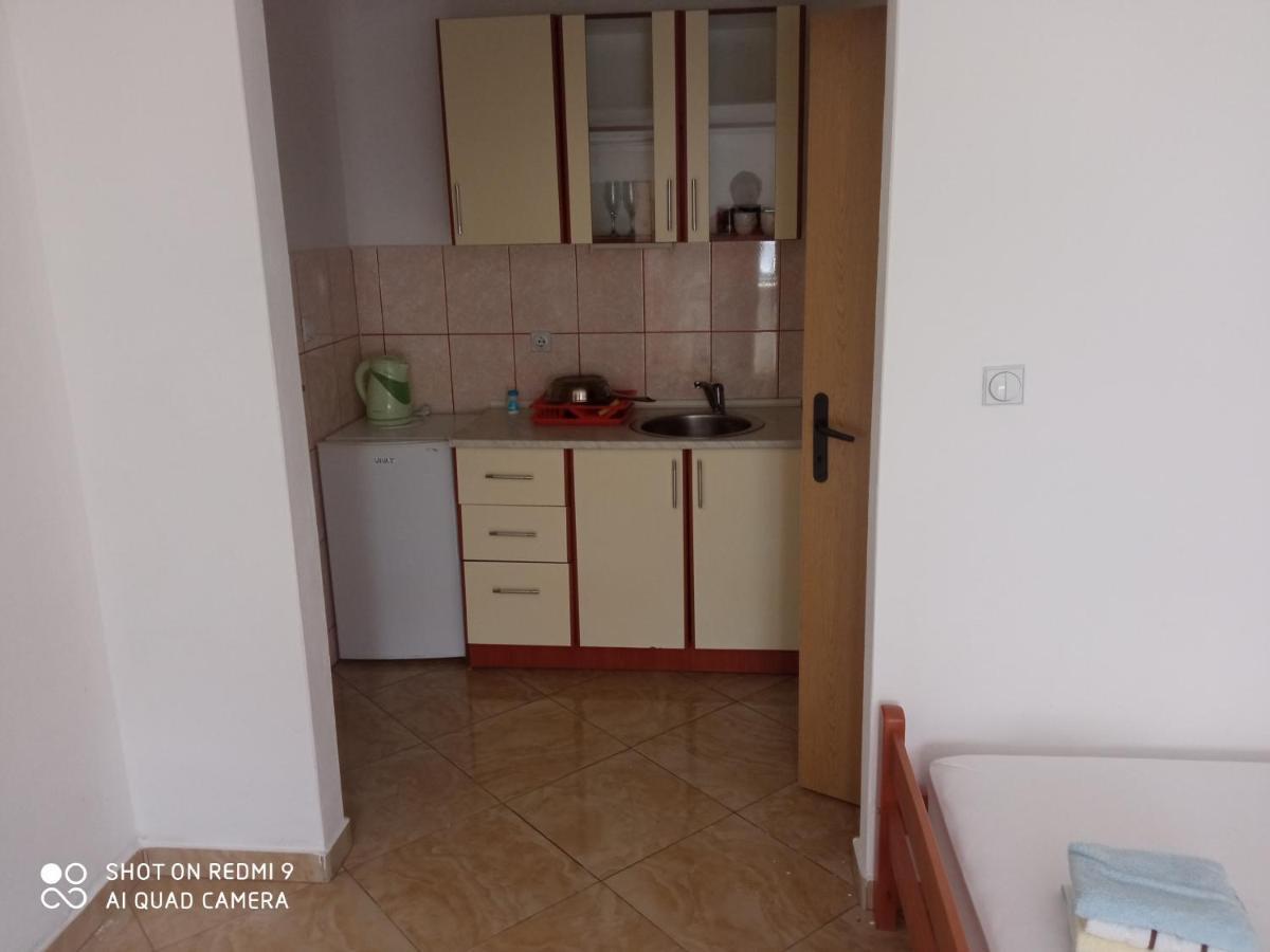 Apartments Petrovic Tivat Exterior photo